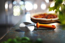 Afbeelding in Gallery-weergave laden, Pizzasnijder heavy-duty "Pizzer"