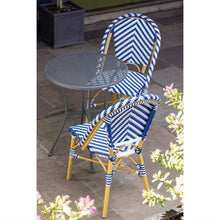 Afbeelding in Gallery-weergave laden, Bolero Parijse stijl rotan bijzetstoel blauw (2 stuks)