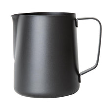 Afbeelding in Gallery-weergave laden, Olympia zwarte anti-kleef melkopschuimkan 900ml