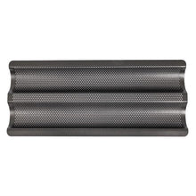 Afbeelding in Gallery-weergave laden, Masterclass Crusty Bake Antiaanbak Baguette Bakplaat