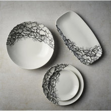 Afbeelding in Gallery-weergave laden, Churchill Kintsugi Accents Quartz Black Evolve  coupe bord 28.6 cm pak van 12