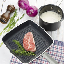 Afbeelding in Gallery-weergave laden, Vogue aluminium vierkante anti-aanbak teflon geribbelde grillpan 24cm