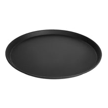 Afbeelding in Gallery-weergave laden, Cambro Camtread rond antislip glasvezel dienblad zwart 40,5cm