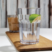 Afbeelding in Gallery-weergave laden, Olympia Kristallon Orleans polycarbonaat tumblers 390ml (12 stuks)