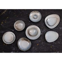 Afbeelding in Gallery-weergave laden, Olympia Ember Blauwe Driehoekige Borden 190 mm (Pak Van 6)