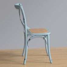 Afbeelding in Gallery-weergave laden, Bolero houten stoel met gekruiste rugleuning antiek blue wash (2 stuks)