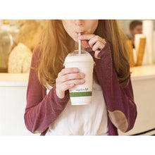 Afbeelding in Gallery-weergave laden, Vegware bolle deksels voor composteerbare frisdrankbekers 34cl en 45,5cl (1000 stuks)