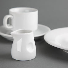 Afbeelding in Gallery-weergave laden, Olympia porseleinen melkkannetje met kuiltjes 70ml (6 stuks)