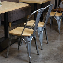 Afbeelding in Gallery-weergave laden, Bolero Bistro gegalvaniseerd stalen stoelen met houten zitting (4 stuks)