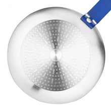 Afbeelding in Gallery-weergave laden, Hygiplas Aluminium Antikleef Teflon Platinum Plus Koekenpan met Blauwe Handgreep 19cm