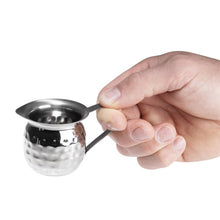 Afbeelding in Gallery-weergave laden, Olympia Mini Gehamerd Roestvrijstalen Melkkannetje 78Ml (Pakket Van 6)