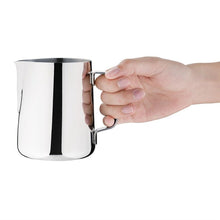 Afbeelding in Gallery-weergave laden, Olympia RVS melkkan 590ml